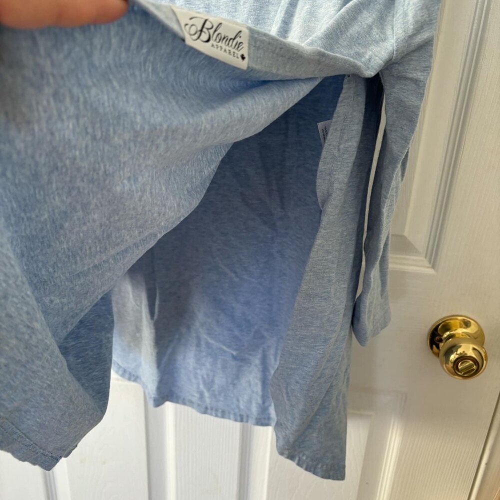 Blondie Apparel East End Sweater in light blue - Picture 4 of 5